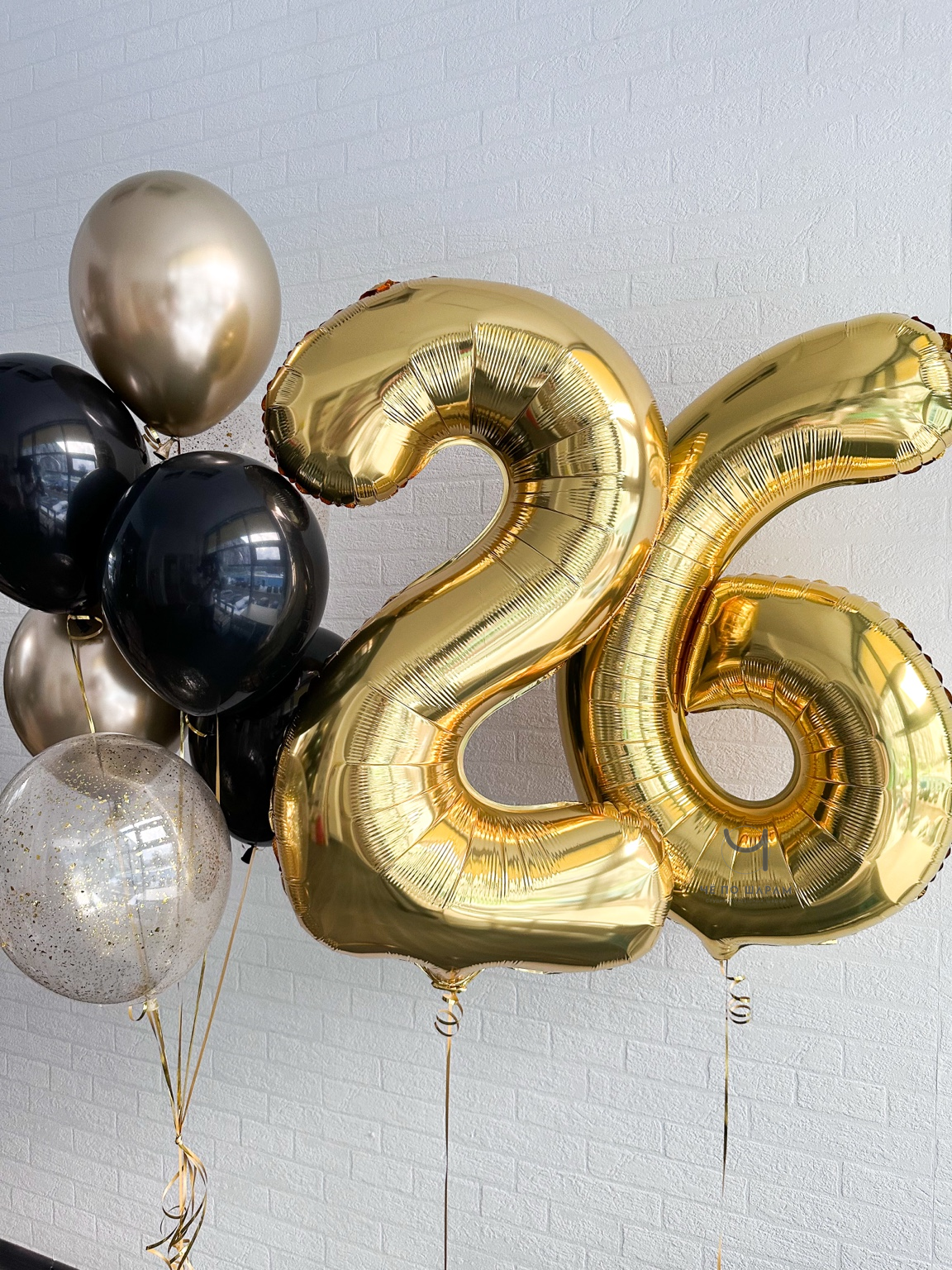 Воздушные шары для молодого человека с цифрами и фонтаном | доставка шаров Коломна