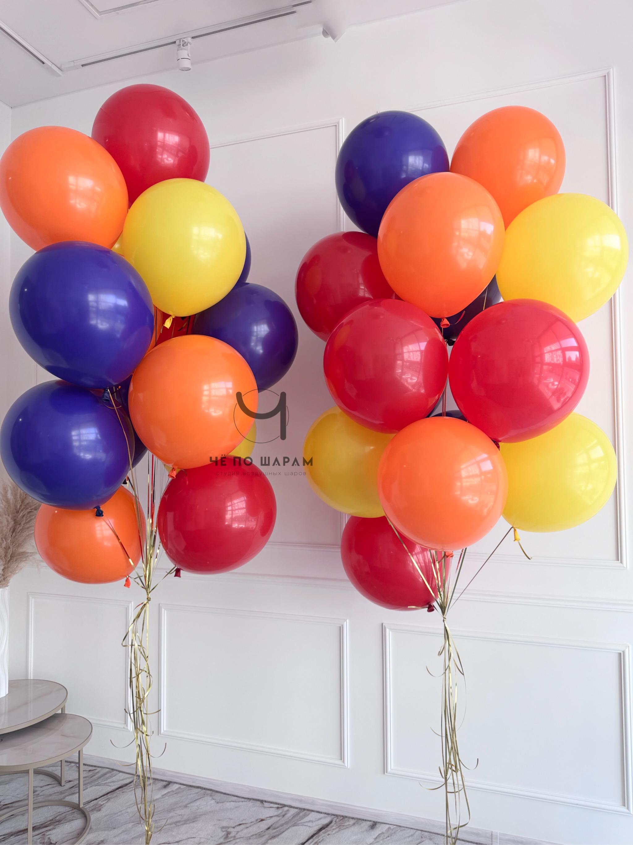 Фотозона из шаров в космическом стиле для мальчика фото 5